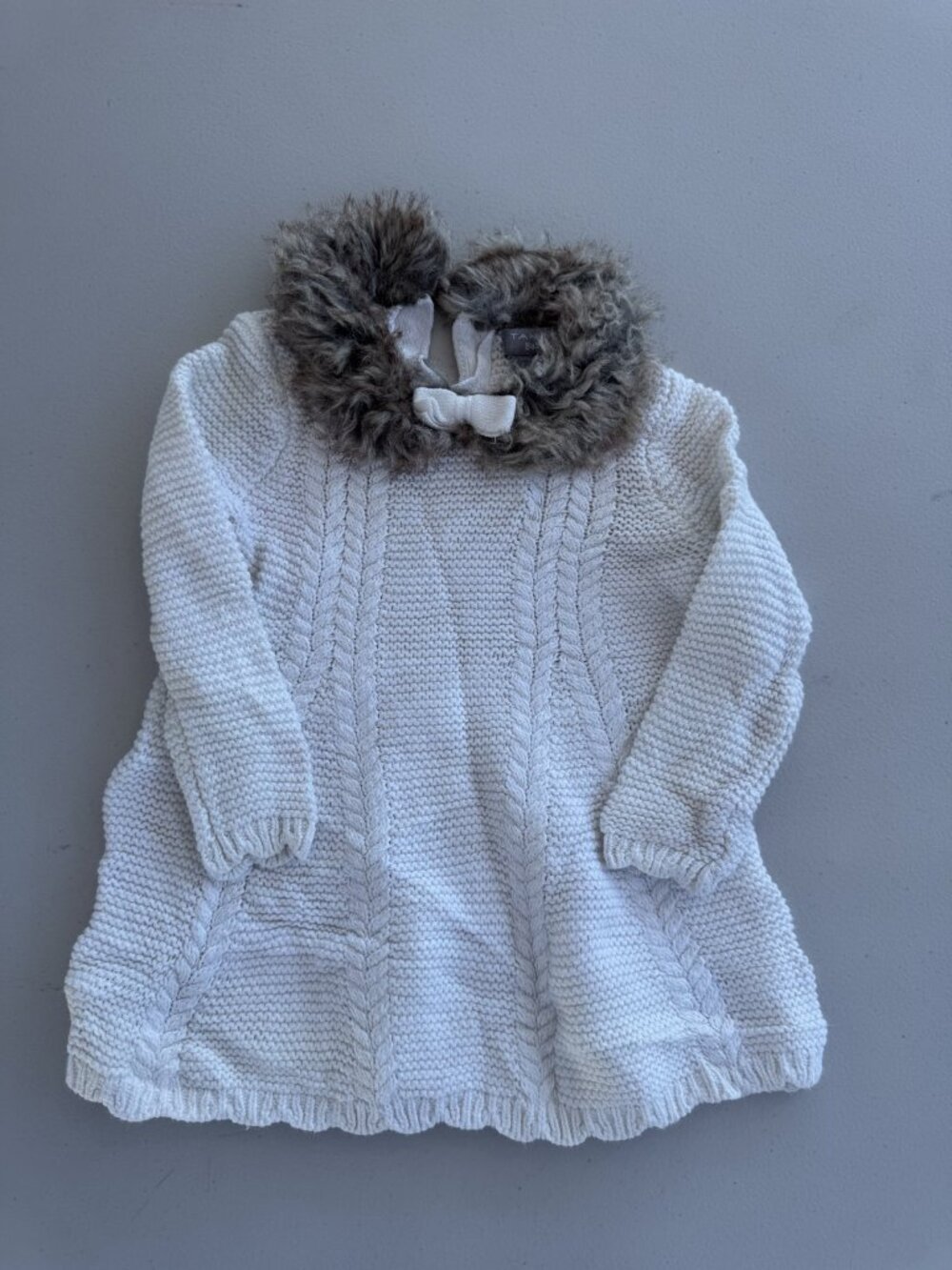 Tahari Baby Cable Knit Faux Fur Collar Sweater 6-9M